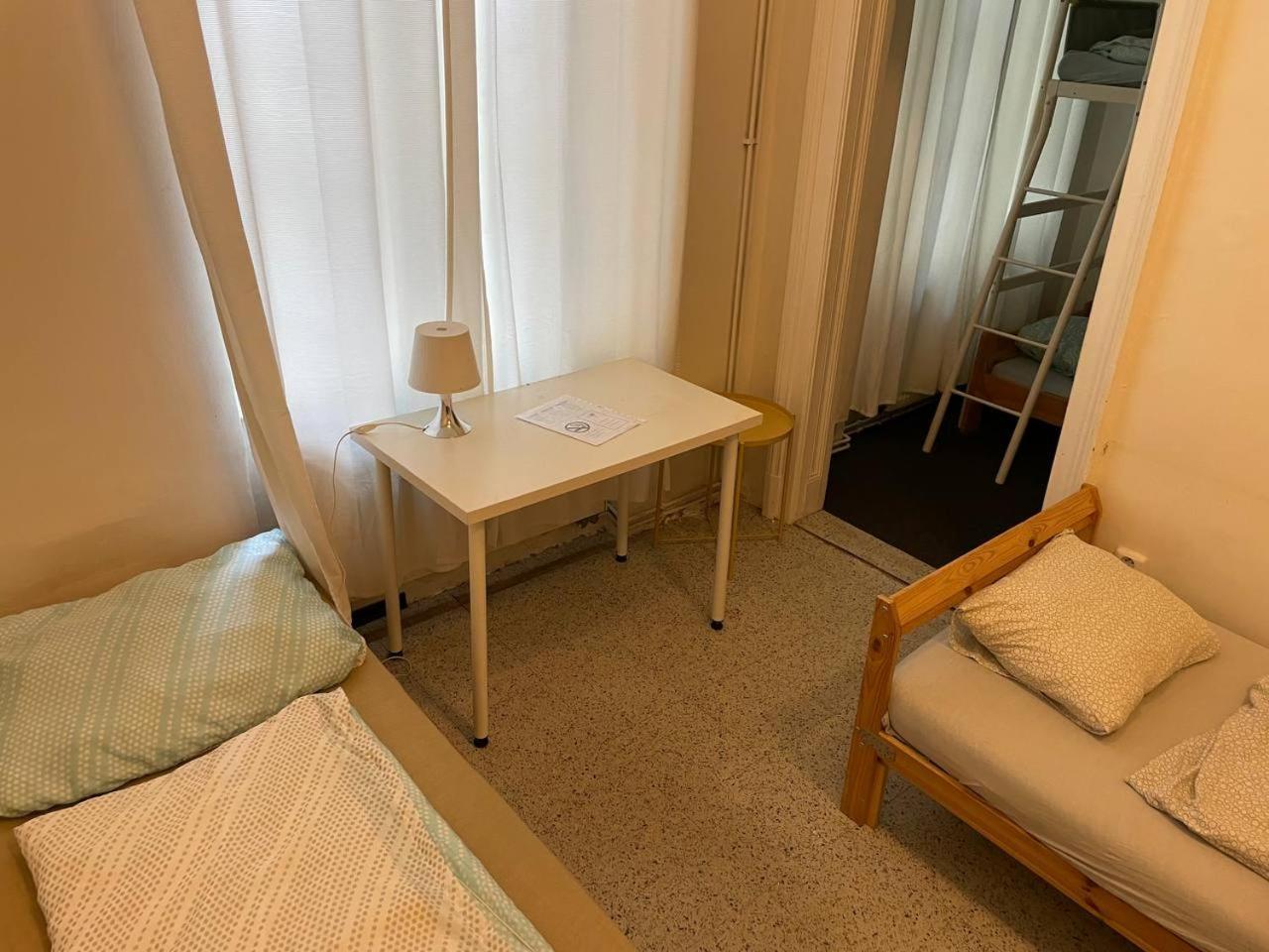 Rooms Veveri - Uvoz, 10 Min Peski Do Centru Brno Exterior photo